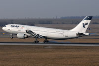EP-IBC @ VIE - IranAir - by Chris Jilli
