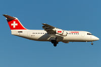 HB-IYY @ EDDF - on final - by Friedrich Becker