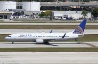 N75432 @ KFLL - Boeing 737-900ER