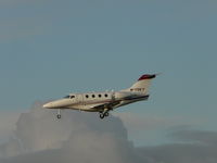 M-YSKY @ EGGP - about to land - by John1958