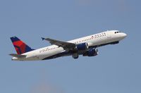 N310NW @ KFLL - Airbus A320 - by Mark Pasqualino