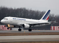 F-GRHS @ LSGG - Landing rwy 23 - by Shunn311