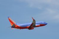 N267WN @ KFLL - Boeing 737-700 - by Mark Pasqualino