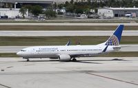 N11206 @ KFLL - Boeing 737-800