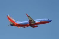 N244WN @ KFLL - Boeing 737-700 - by Mark Pasqualino