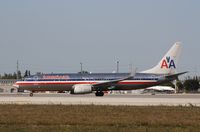 N939AN @ KFLL - Boeing 737-800 - by Mark Pasqualino