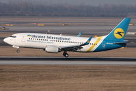 UR-GAH @ LOWW - AUI [PS] Ukraine International Airlines - by Delta Kilo