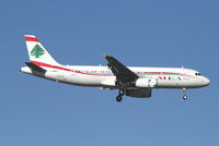 F-OMRN @ EBBR - Flight ME215 is descending to RWY 02