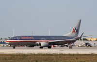 N928AN @ KMIA - Boeing 737-800 - by Mark Pasqualino