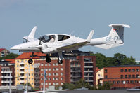 OE-FAE @ ESSB - Current reg SE-MEJ - by Roger Andreasson