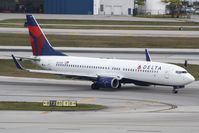 N3739P @ KFLL - Boeing 737-800 - by Mark Pasqualino