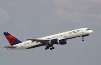 N527US @ KFLL - Boeing 757-200 - by Mark Pasqualino