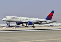 N6703D @ KLAS - Delta Air Lines Boeing 757-232 N6703D (cn 30234/908)

Las Vegas - McCarran International (LAS / KLAS)
USA - Nevada, March 18, 2011
Photo: Tomás Del Coro - by Tomás Del Coro