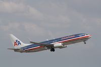 N847NN @ KFLL - Boeing 737-800 - by Mark Pasqualino