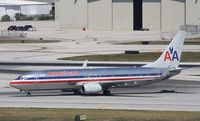 N800NN @ KFLL - Boeing 737-800 - by Mark Pasqualino