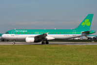 EI-CVA @ EIDW - Lining up r/w 28 - by Robert Kearney