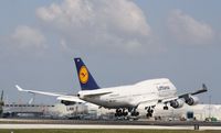 D-ABVR @ KMIA - Boeing 747-400