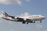 F-GITH @ KMIA - Boeing 747-400 - by Mark Pasqualino