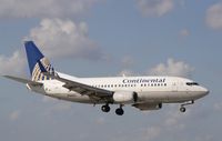 N14653 @ KMIA - Boeing 737-500 - by Mark Pasqualino