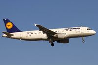 D-AIQF @ EDDF - on final - by Friedrich Becker