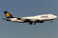 D-ABVY @ EDDF - on final
