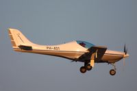 PH-4D1 @ LOWG - . - by Martin Flock