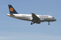 D-AILR @ EBBR - Flight LH1010 is descending to RWY 02
