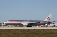 N7375A @ KMIA - Boeing 767-300