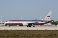 N909AN @ KMIA - Boeing 737-800 - by Mark Pasqualino