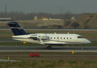 HB-JGR @ LOWW - Nomad Aviation Challenger 604