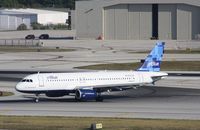 N763JB @ KFLL - Airbus A320