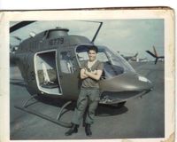N913SP - N913SP / 68-16779 in Vietnam with crewchief - by Unknown