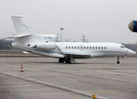 VP-BIL @ LSGG - Parked... - by Shunn311