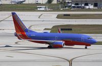 N929WN @ KFLL - Boeing 737-700 - by Mark Pasqualino