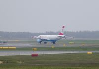 OE-LBQ @ LOWW - Waiting there for anything over about an hour with running engines. - by David Goetzl