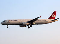 TC-JMD @ LSGG - Landing rwy 05 - by Shunn311