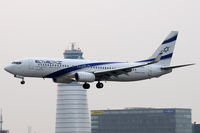 4X-EKS @ VIE - El Al - by Chris Jilli