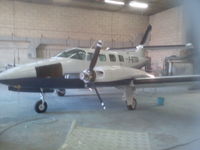F-GTDS @ LFPN - Cessna 303 - by Mathieu Cabilic