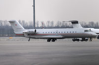 OE-ILZ @ VIE - Vistajet - by Chris Jilli