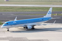 PH-EZO @ EDDL - KLM Cityhopper - by Air-Micha