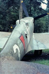 PL965 @ 0000 - Supermarine Spitfire XI.Dubious Dutch markings 3W.Oorlogs en Verzetsmuseum Overloon.Netherlands.Late 1960's.Back in flying condition.See cockpithood typical for PR Spitfires. - by Robert Roggeman