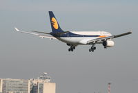 VT-JWD @ EBBR - Flight 9W229 is descending to RWY 02