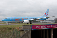 G-CDZH @ EGGW - G-CDZH
