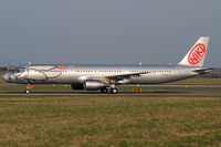 OE-LET @ VIE - NIKI - by Chris Jilli