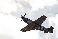 N5427V @ UES - Shot at Crites Field in Waukesha WI