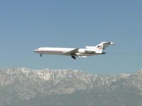N725CK @ ONT - Flight 725, Kalita Carriers, on final to runway 26L arriving from Dallas, Texas - by Helicopterfriend