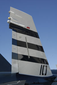 164673 @ KNZY - Special Paint for the Centennial of Naval Aviation