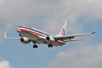 N837NN @ KORD - American Airlines Boeing 737-823, AAL1355 arriving from KLAS, on approach RWY 28 KORD. - by Mark Kalfas