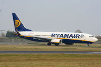 EI-EKB @ EIDW - Ryanair - by Chris Hall