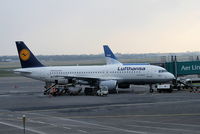 D-AIZD @ EIDW - Lufthansa - by Chris Hall